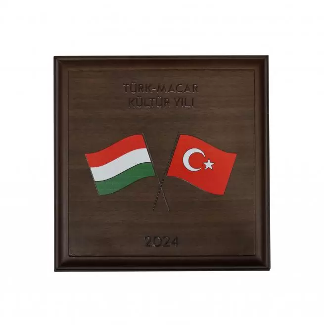 2024 Türk Macar Kültür Yılı Ahşap Kutu 2024 Türk Macar Kültür Yılı Ahşap Kutu